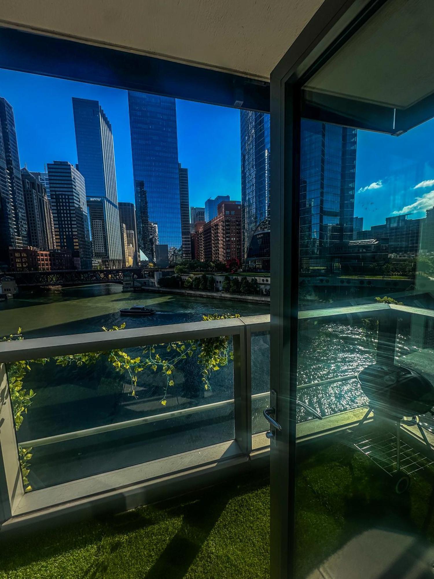 Nvcll Chicago Hotel ภายนอก รูปภาพ