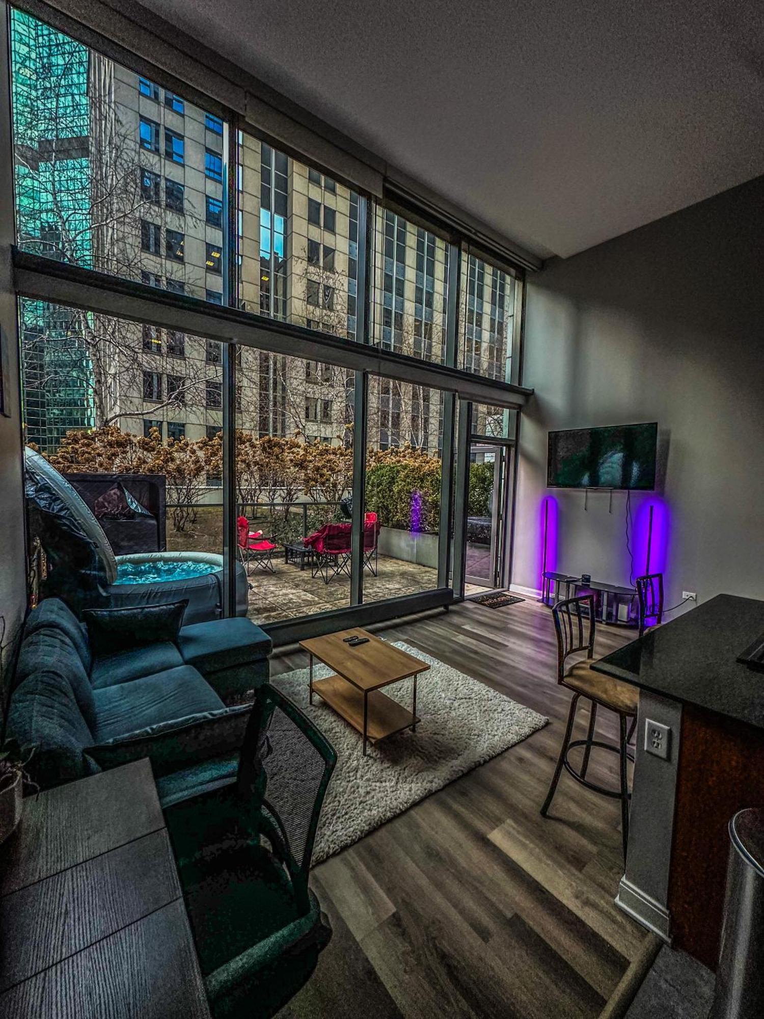 Nvcll Chicago Hotel ภายนอก รูปภาพ